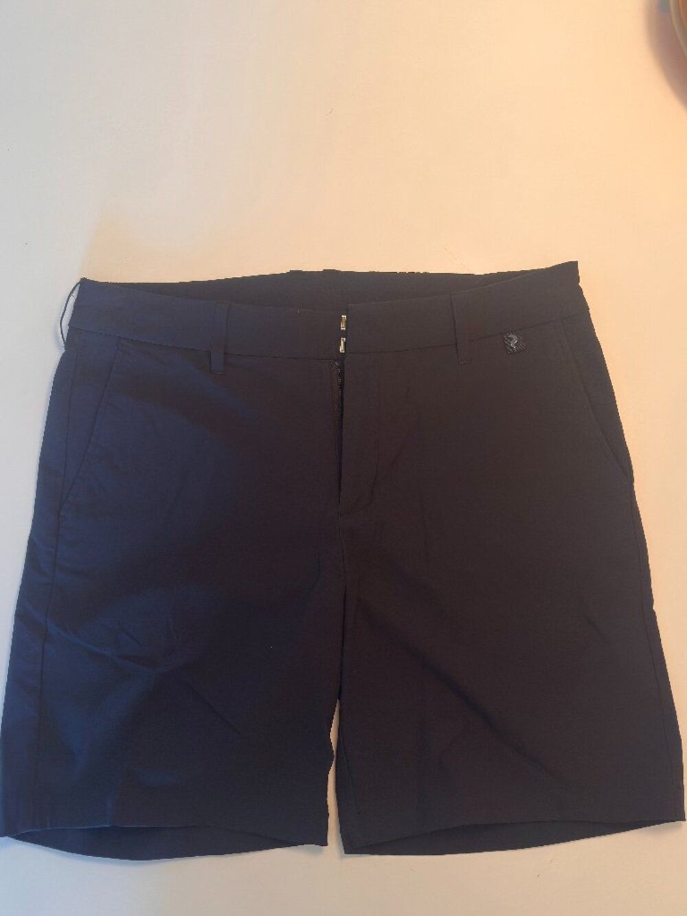 PEAK PERFORMANCE WOMENS ILLUSION GOLF SHORTS